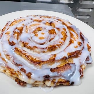 Cinnamon Roll Pancakes (2)
